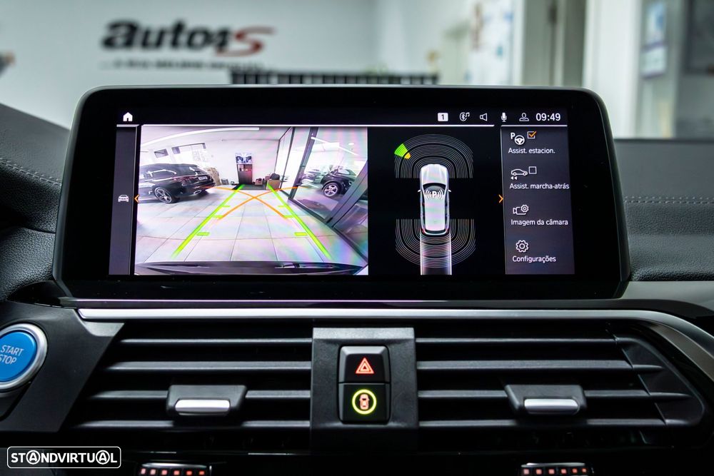 BMW iX3 Inspiring - 41