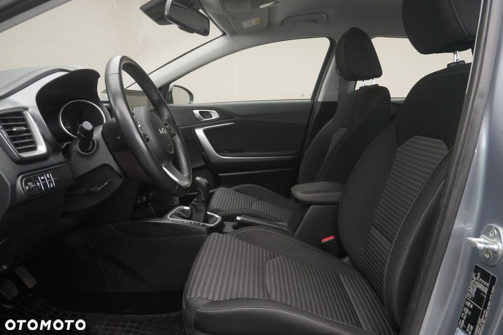 Kia Ceed 1.5 T-GDI M - 12