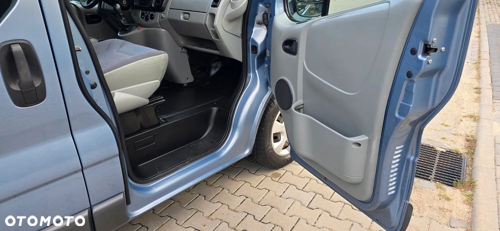 Renault Trafic - 18