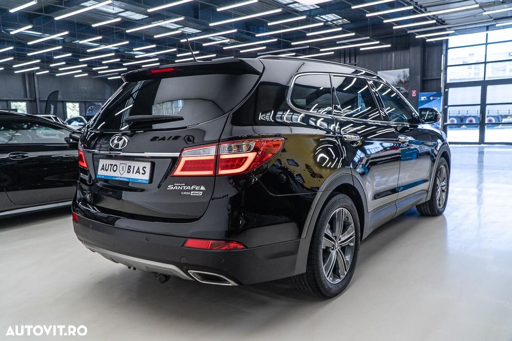 Hyundai Santa Fe 2.2 CRDi 4WD Automatik Premium - 8