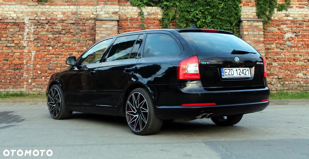 Skoda Octavia 2.0 TDI RS - 10