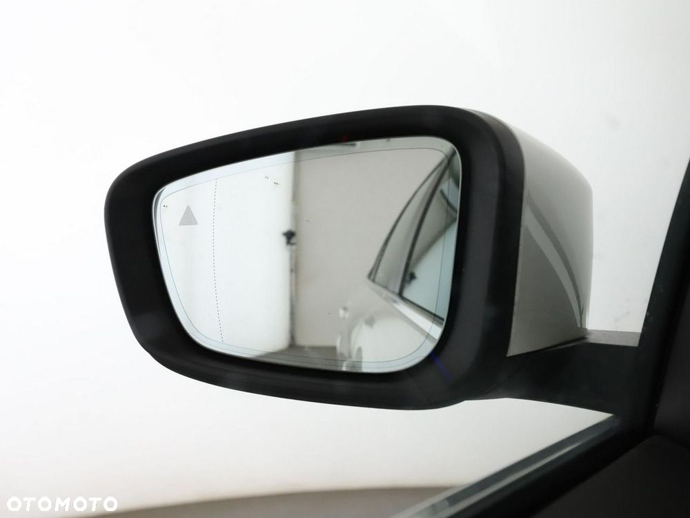 BMW Seria 5 520d - 36