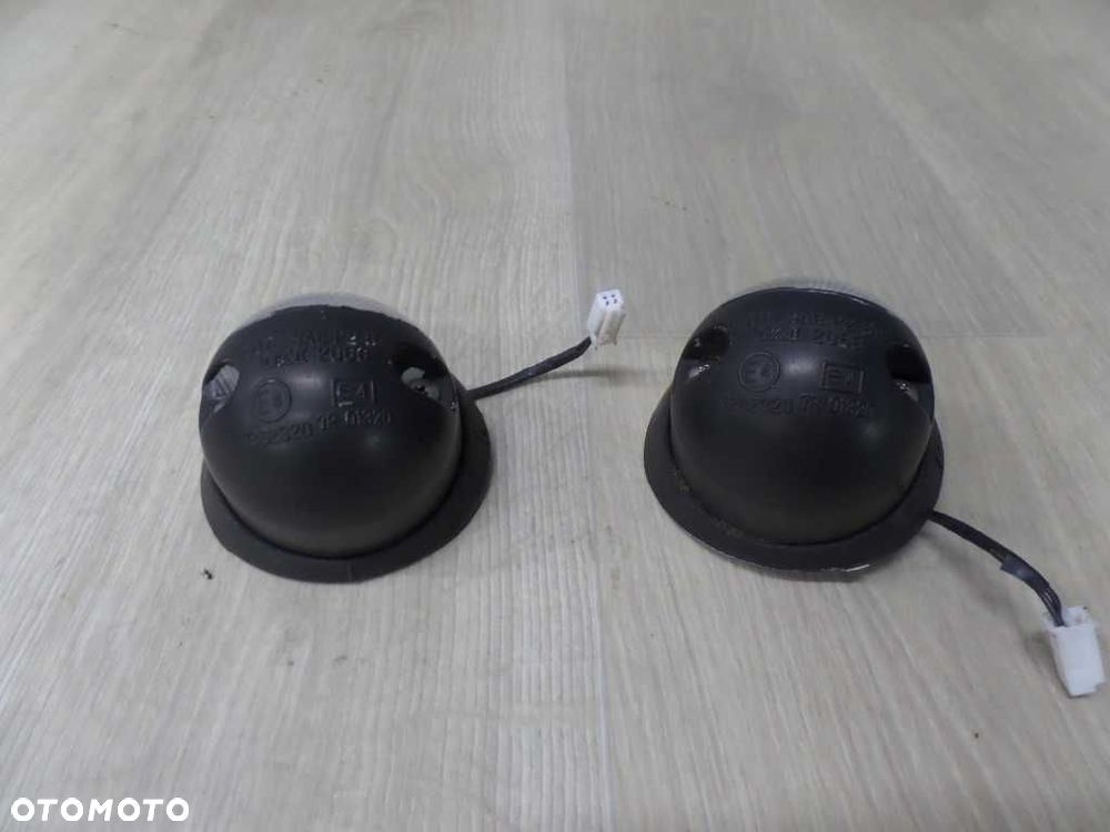 ISUZU NPR NQR NKR LAMPA OBRYSOWA OBRYSOWKA DACHU 04-07 - 4