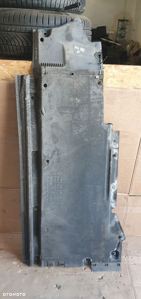Osłona płyta podwozia prawa Audi A4 B8 8K0825208H - 1