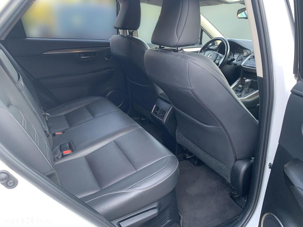 Lexus NX 300 Comfort AWD - 20