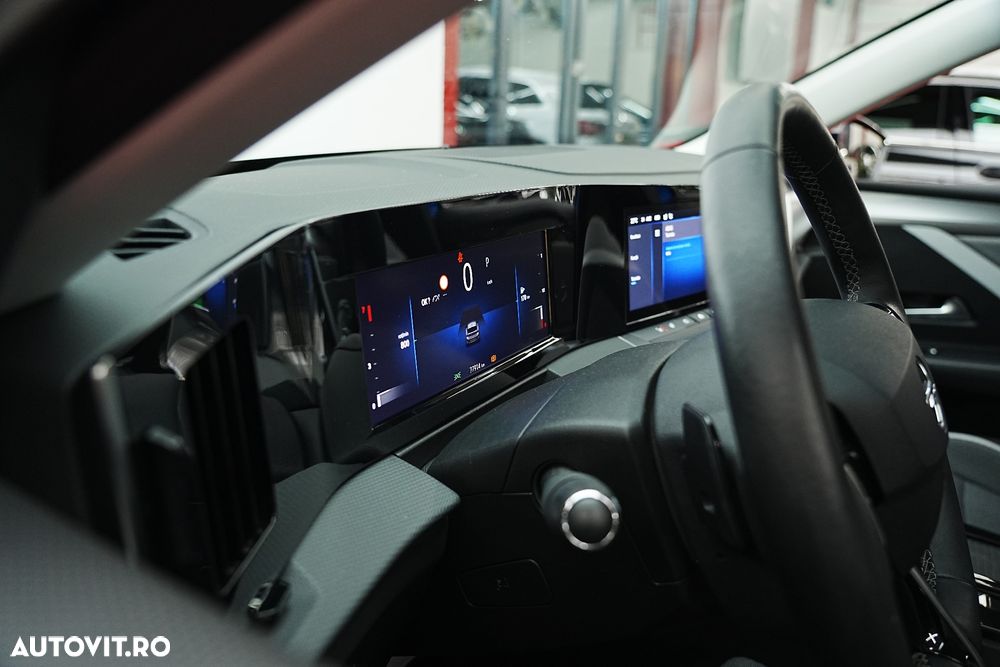 Opel Astra 1.2L Turbo Start/Stop AT8 Business Edition - 17