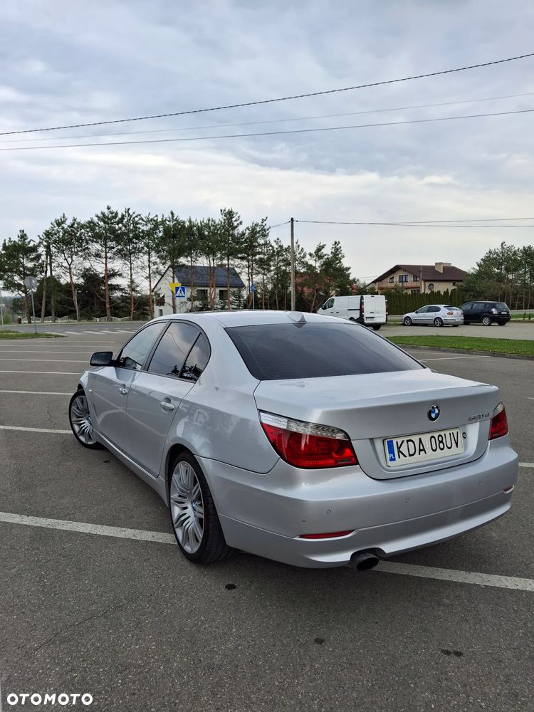 BMW Seria 5 520d - 6