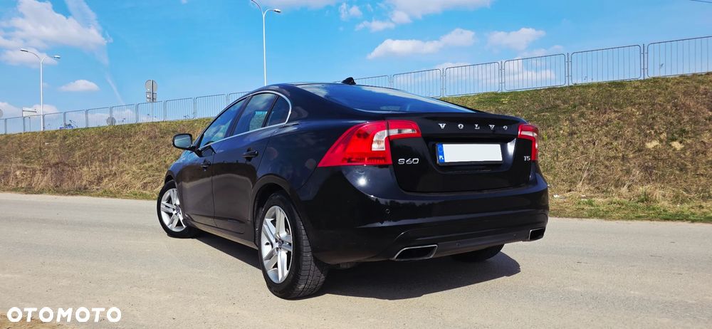 Volvo S60 T5 Geartronic Momentum - 6