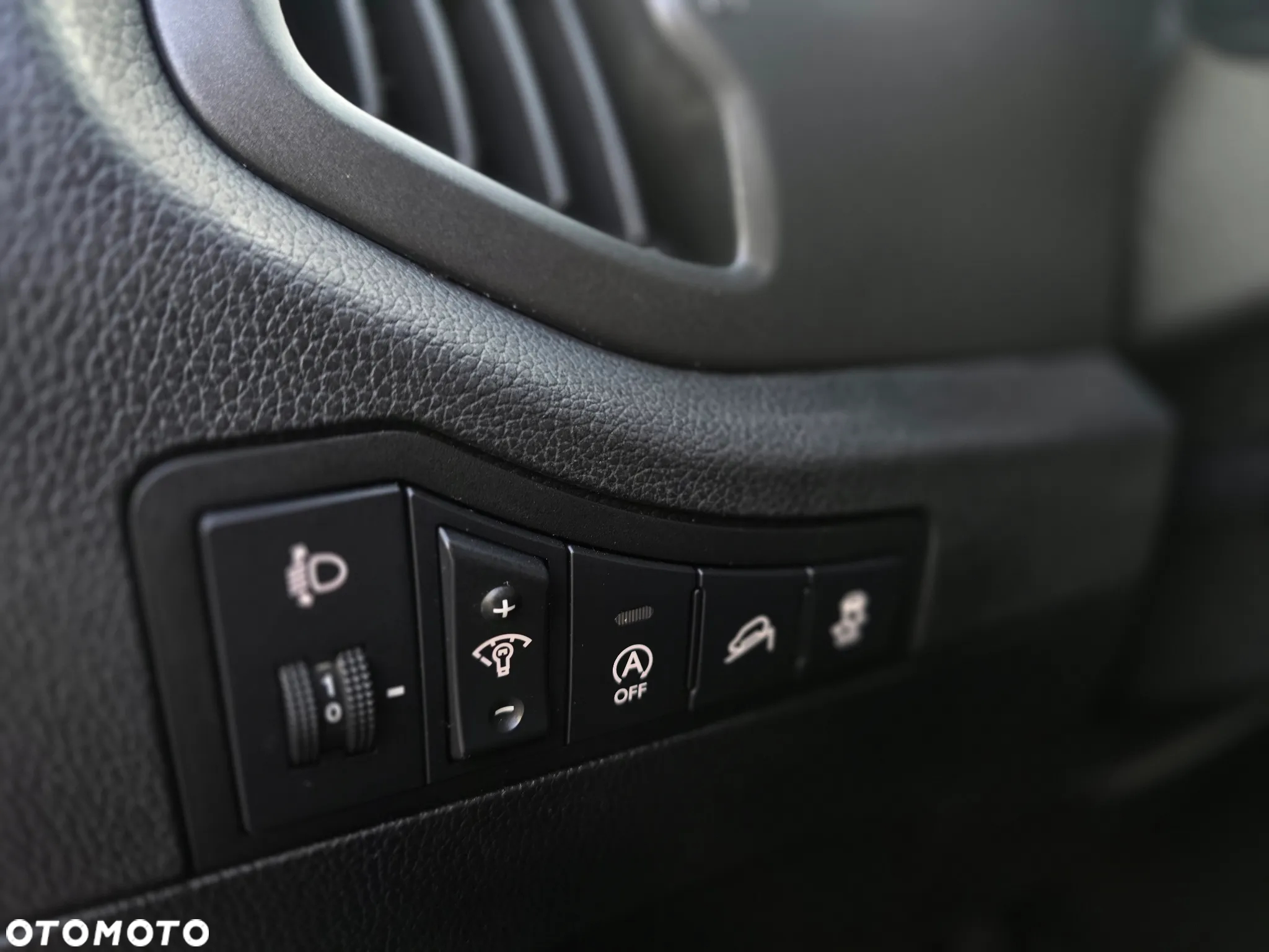 Kia Sportage - 16