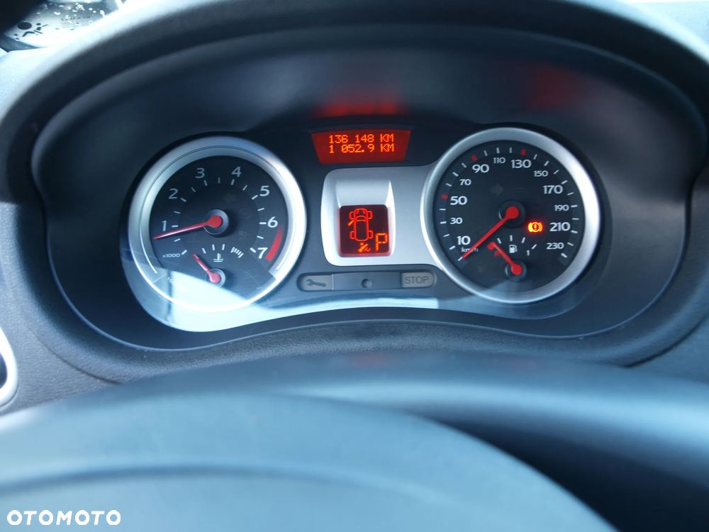Renault Clio - 7