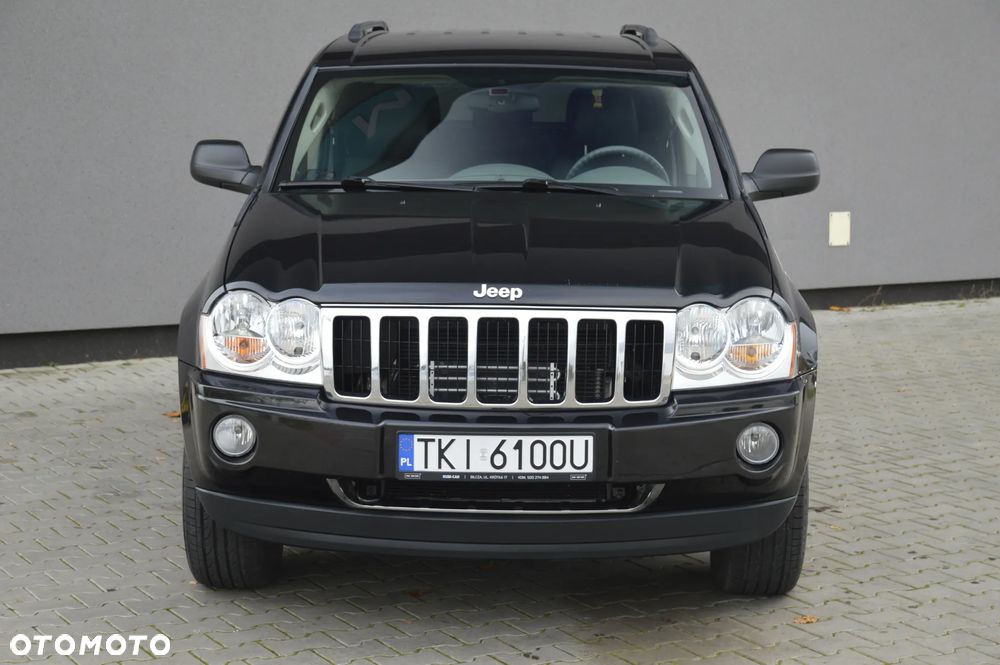 Jeep Grand Cherokee 2005 photo 2