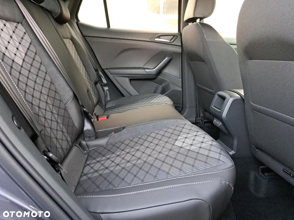 Volkswagen T-Cross - 21
