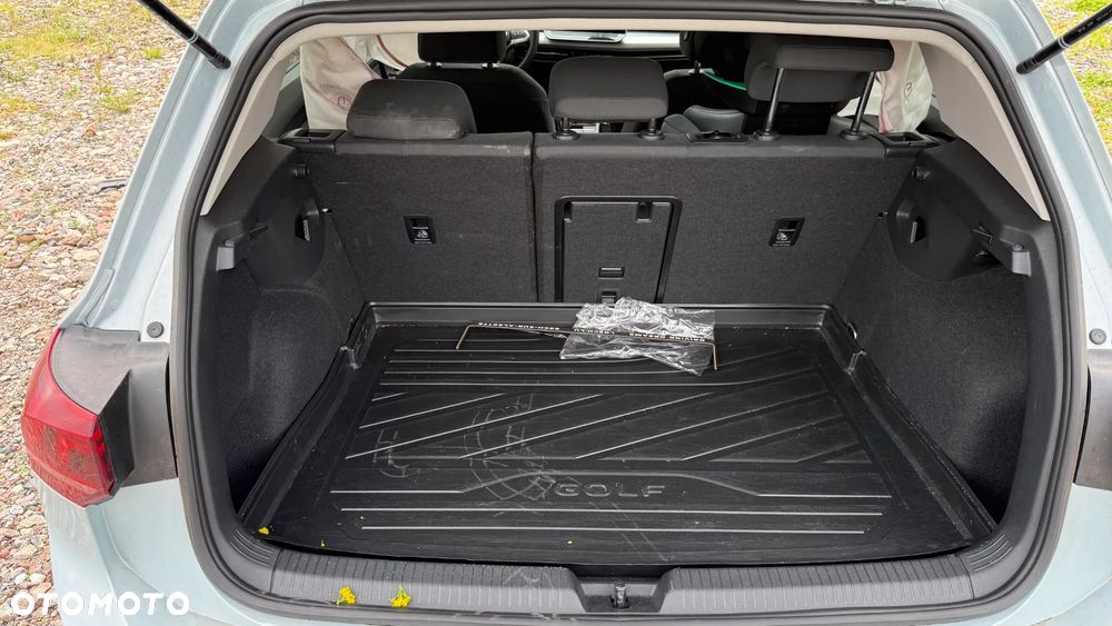 Volkswagen Golf 1.5 TSI Special Edition - 18