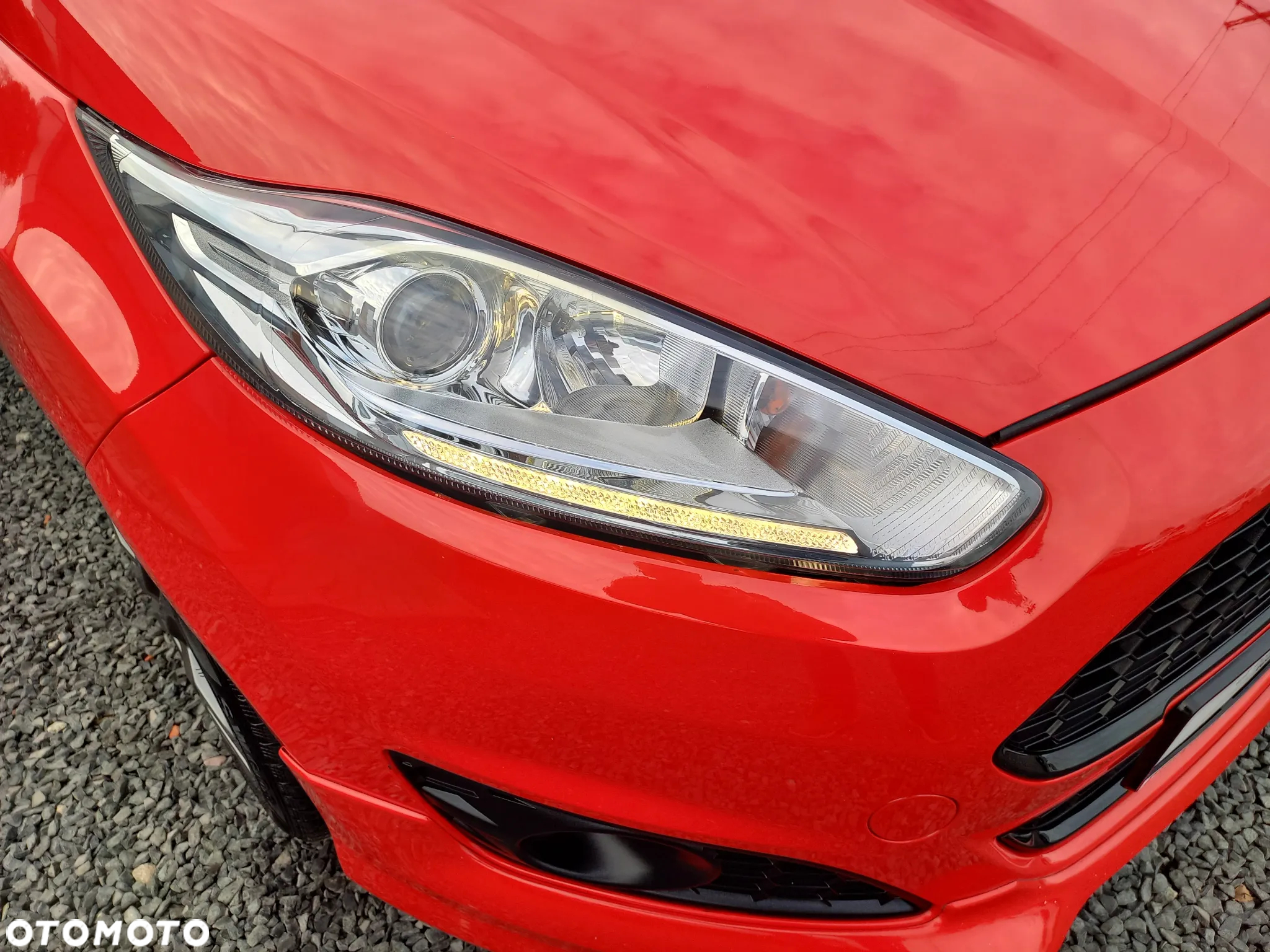 Ford Fiesta 1.0 EcoBoost Start-Stop ST-LINE - 11