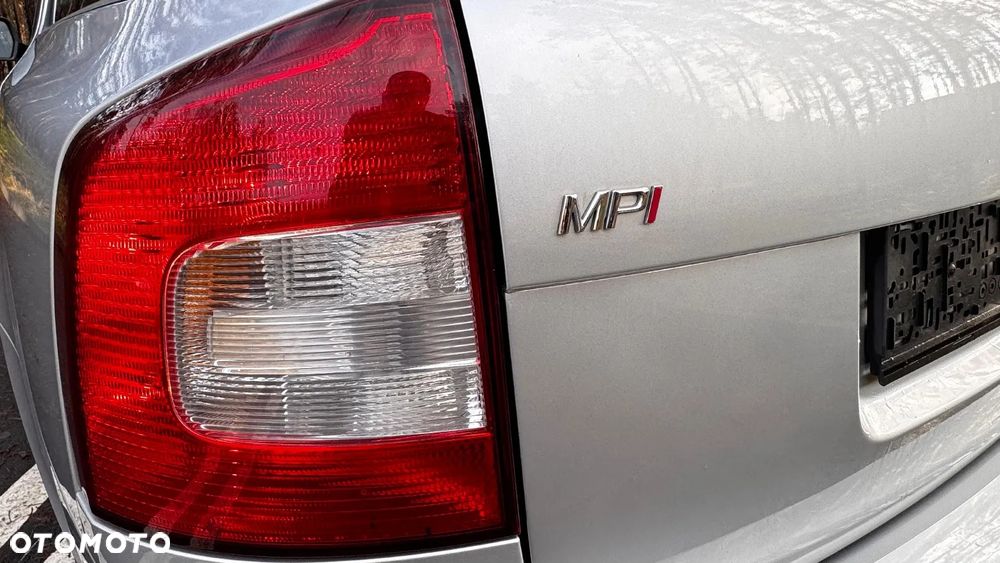 Skoda Octavia 1.6 Style - 14