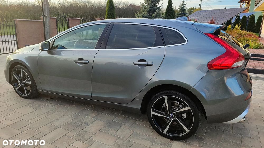 Volvo V40 D3 Momentum - 12