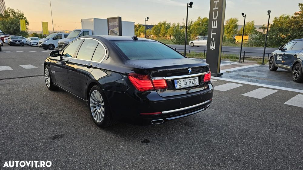 BMW Seria 7 740d xDrive - 16