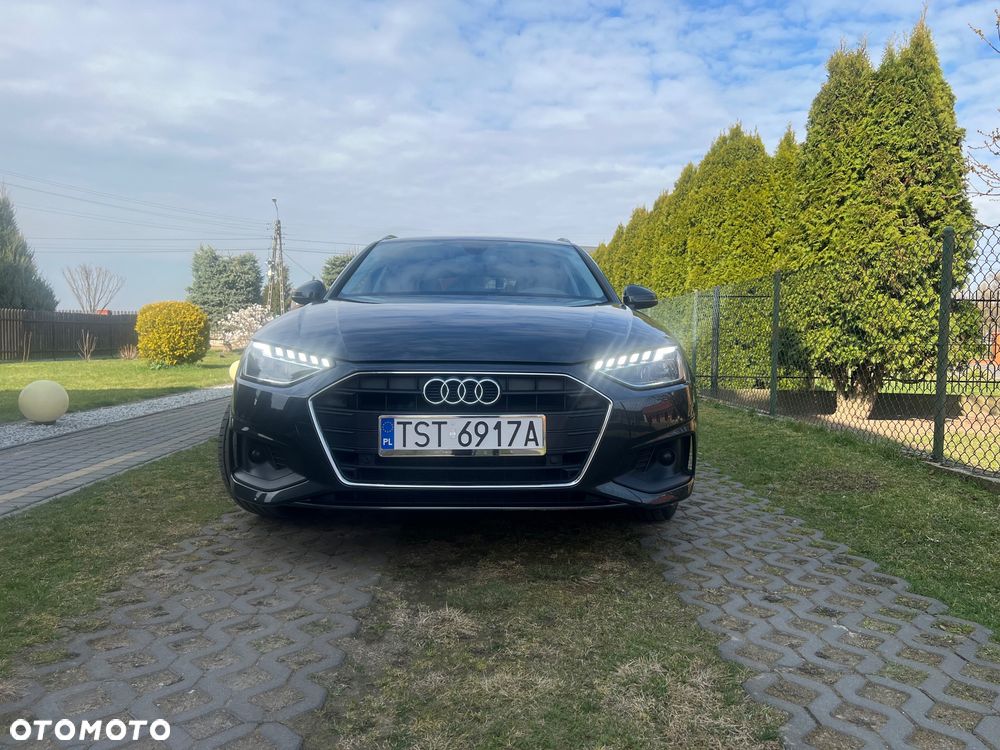 Audi A4 Avant 40 TDI S tronic - 12