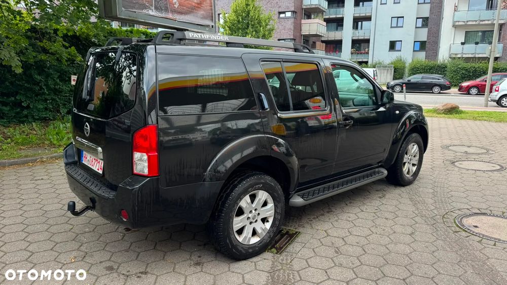 Nissan Pathfinder 2.5 DCi Elegance - 36