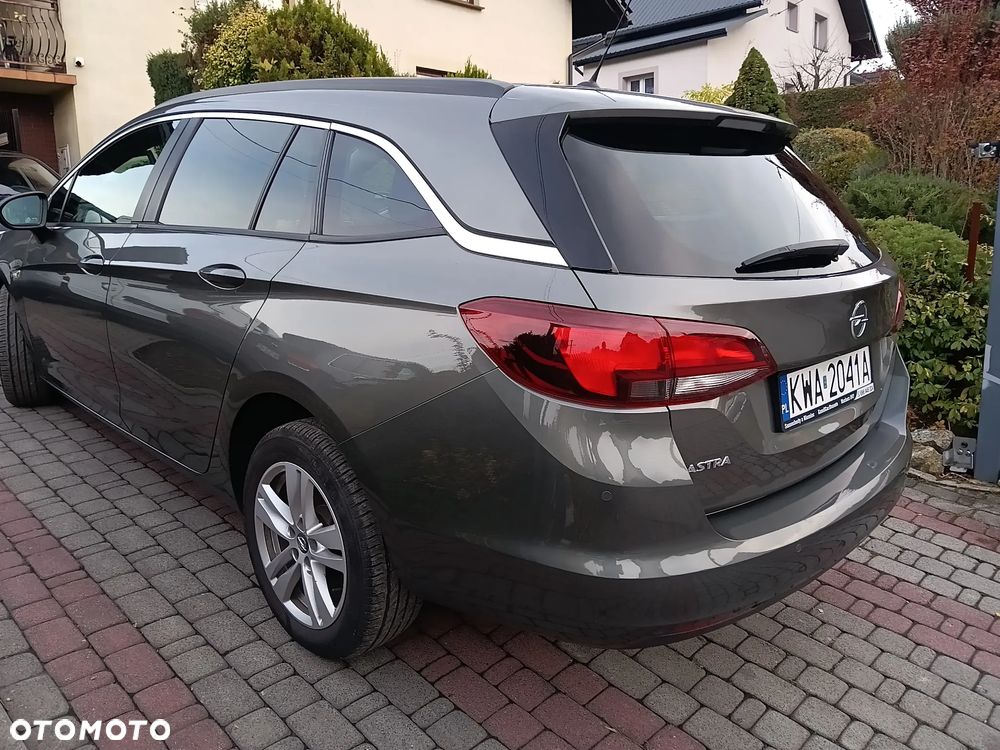 Opel Astra 2018 photo 4