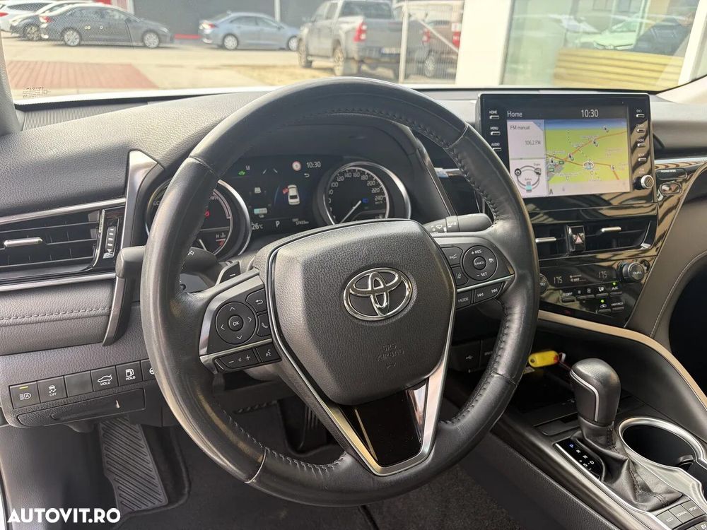 Toyota Camry 2.5 Dynamic - 20
