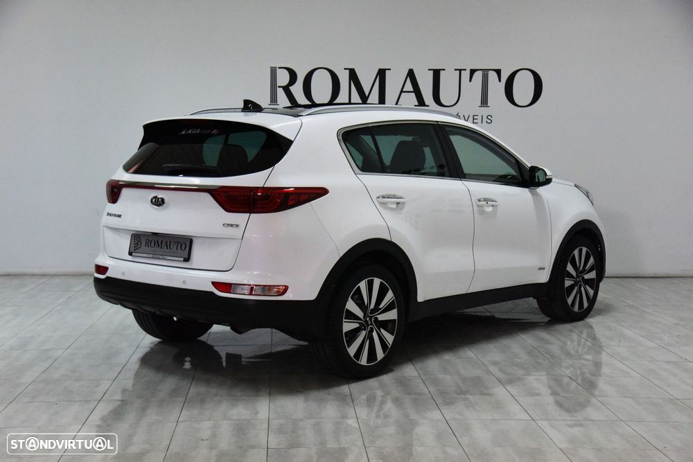 Kia Sportage 2.0 CRDI 4WD GT Line Aut. - 6