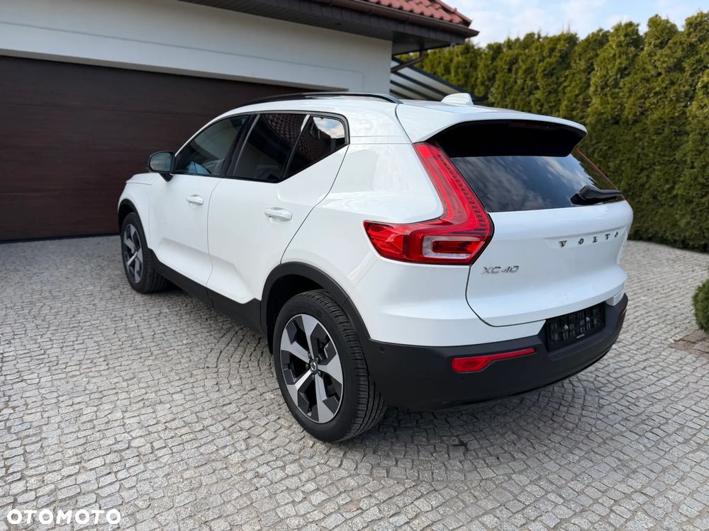 Volvo XC 40 B5 B AWD Geartronic RDesign - 8