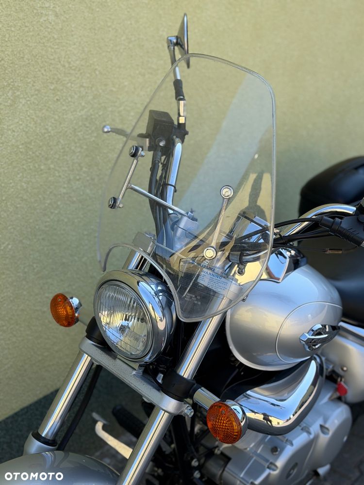 Suzuki Intruder - 29