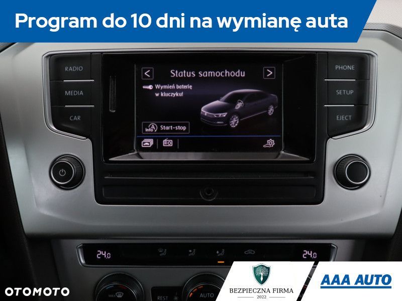 Volkswagen Passat - 20