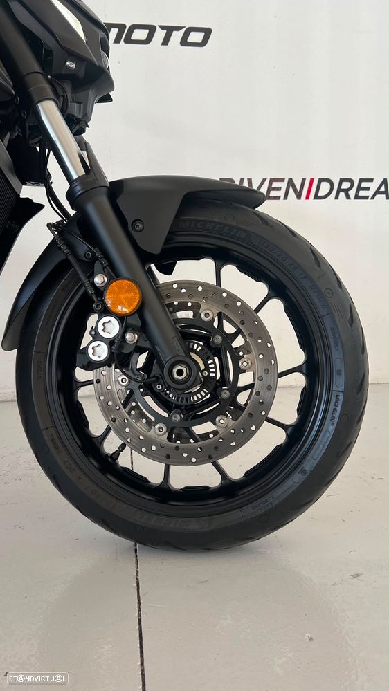 Yamaha MT-07 - 4