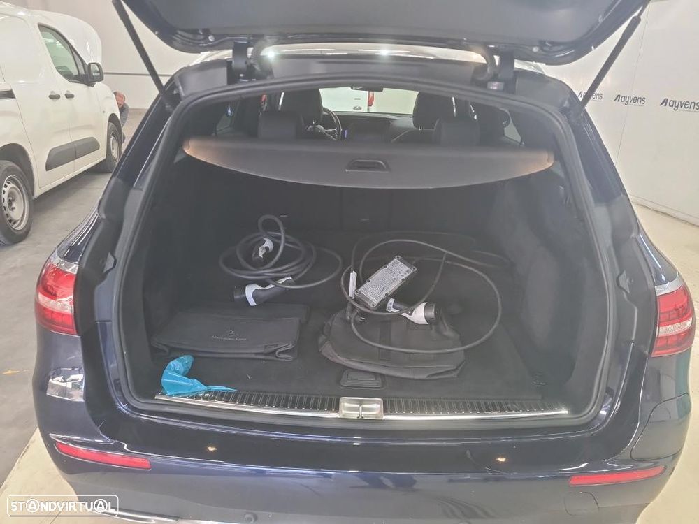 Mercedes-Benz E 300 de Avantgarde - 11