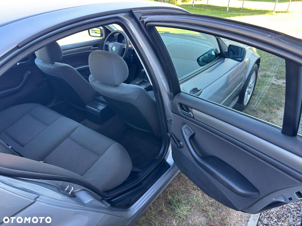 BMW Seria 3 - 23