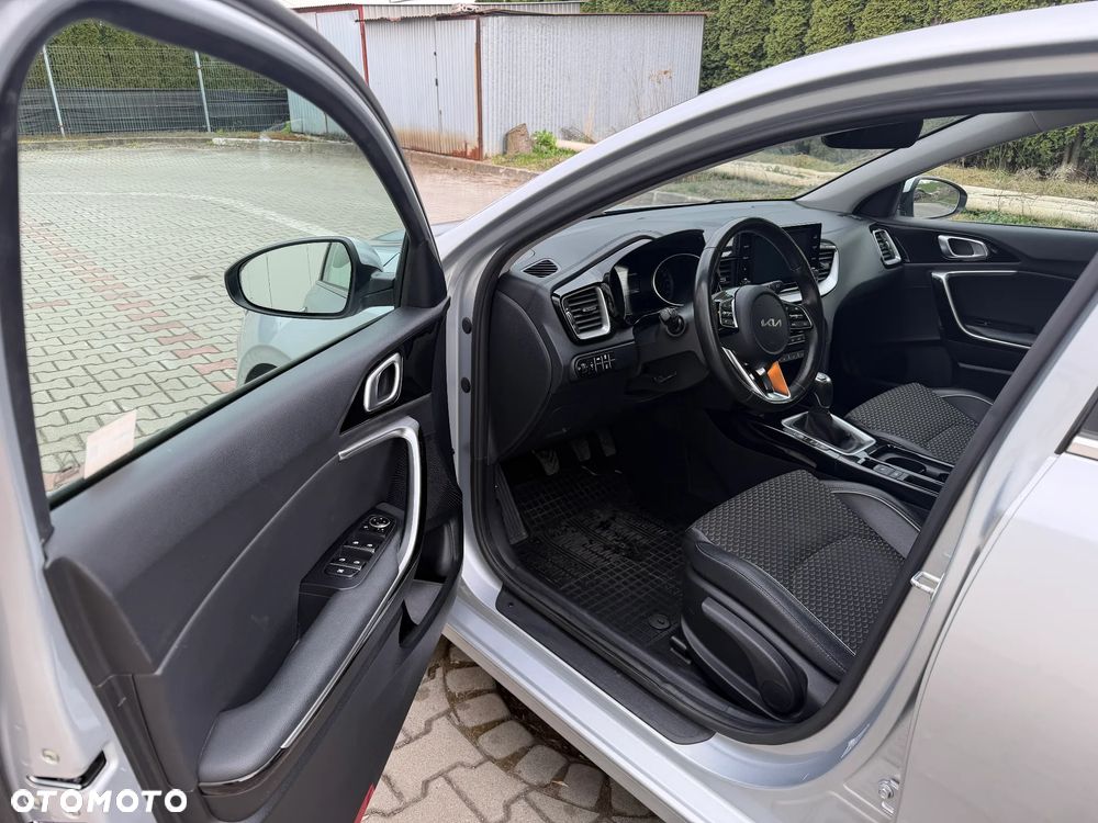 Kia Ceed 1.5 T-GDI L - 11