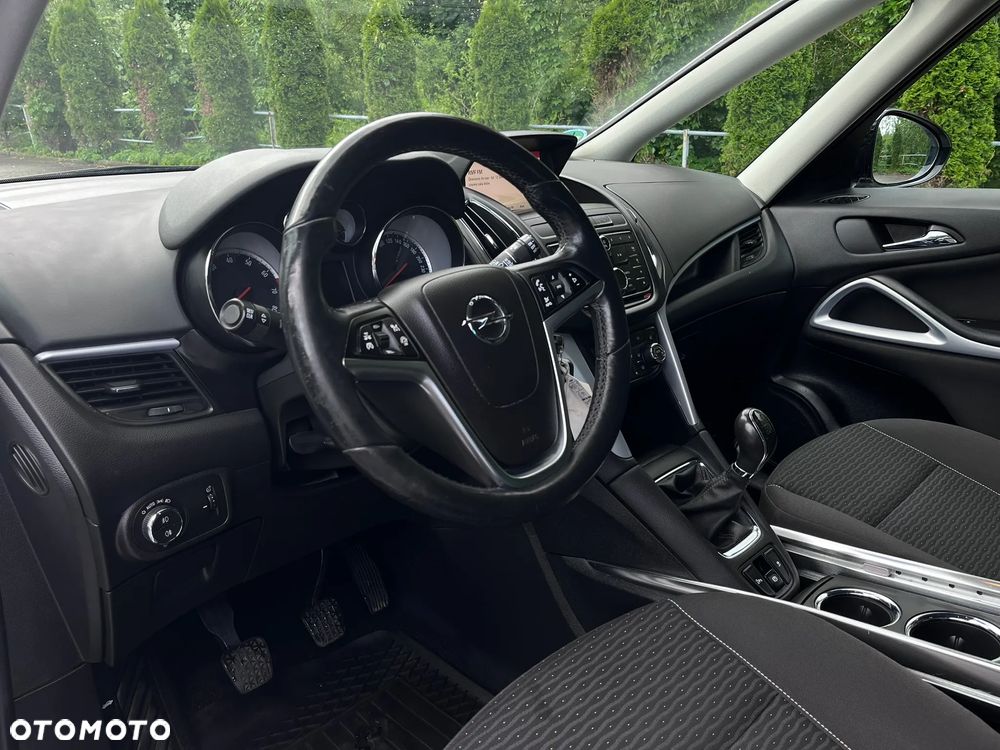 Opel Zafira Tourer 1.4 Turbo drive - 14