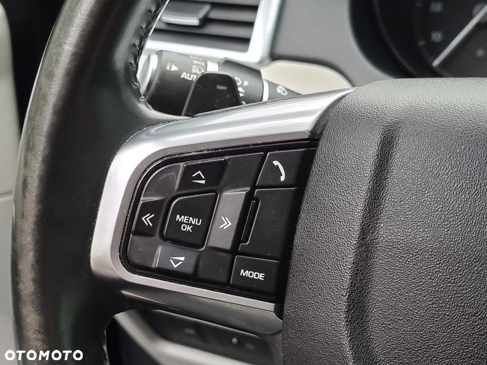 Land Rover Discovery Sport 2.0 Si4 HSE - 16