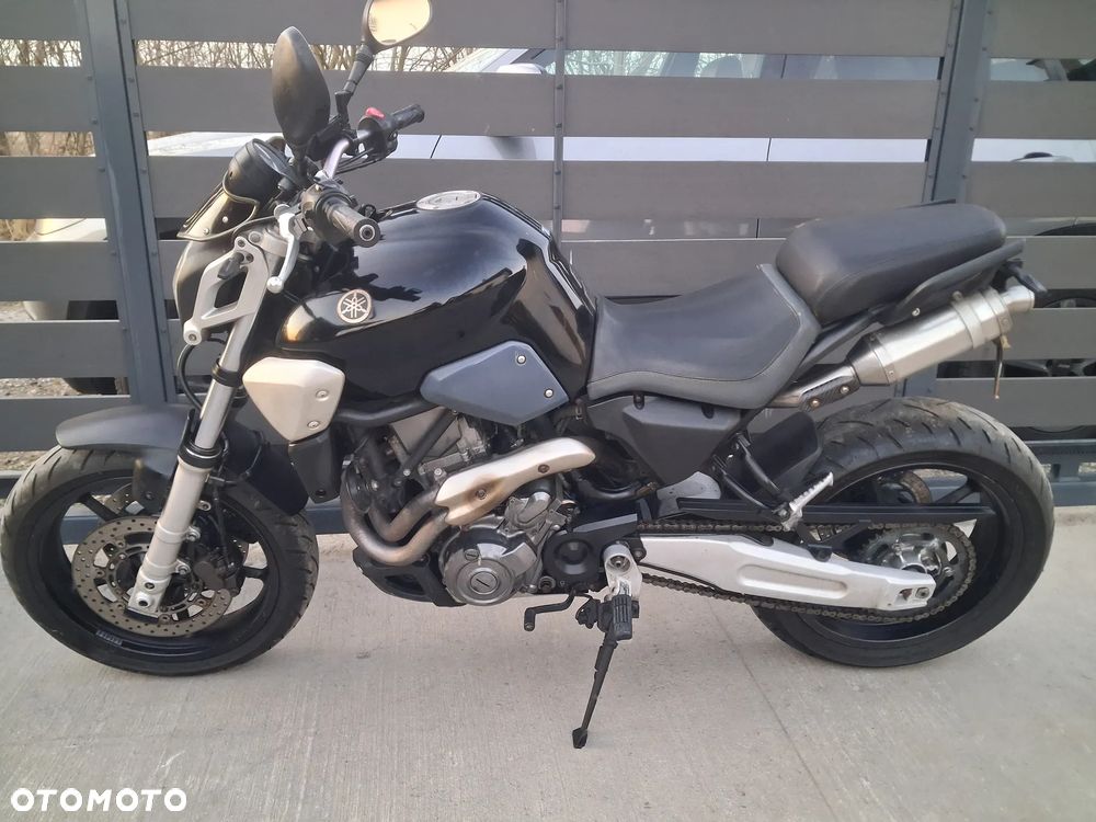 Yamaha MT - 2