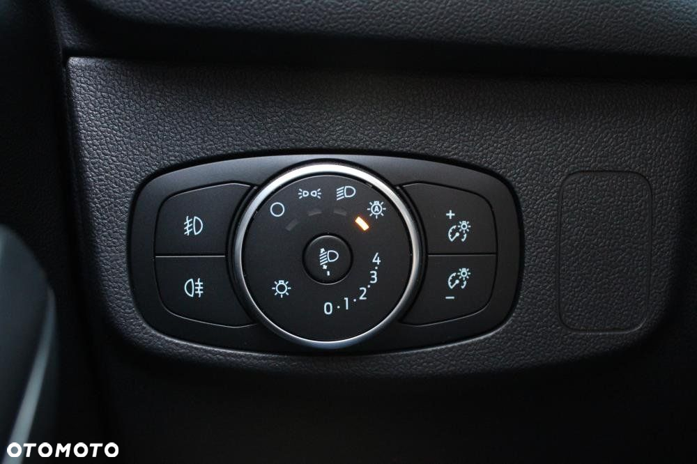 Ford Focus - 13