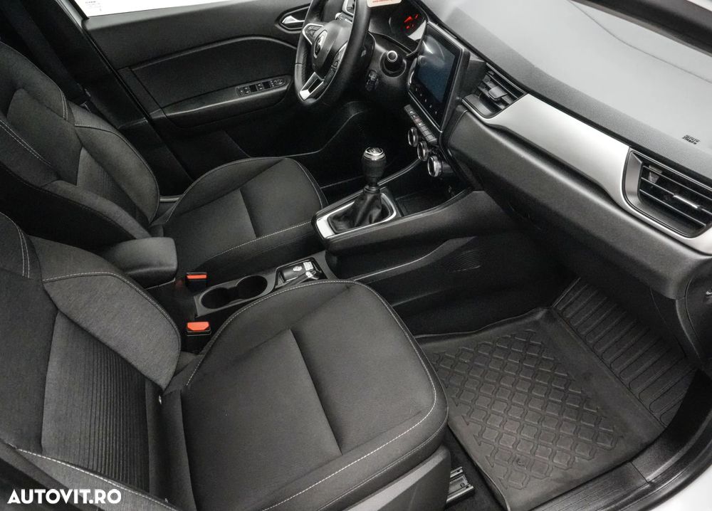 Renault Captur MHEV 140 Techno - 13