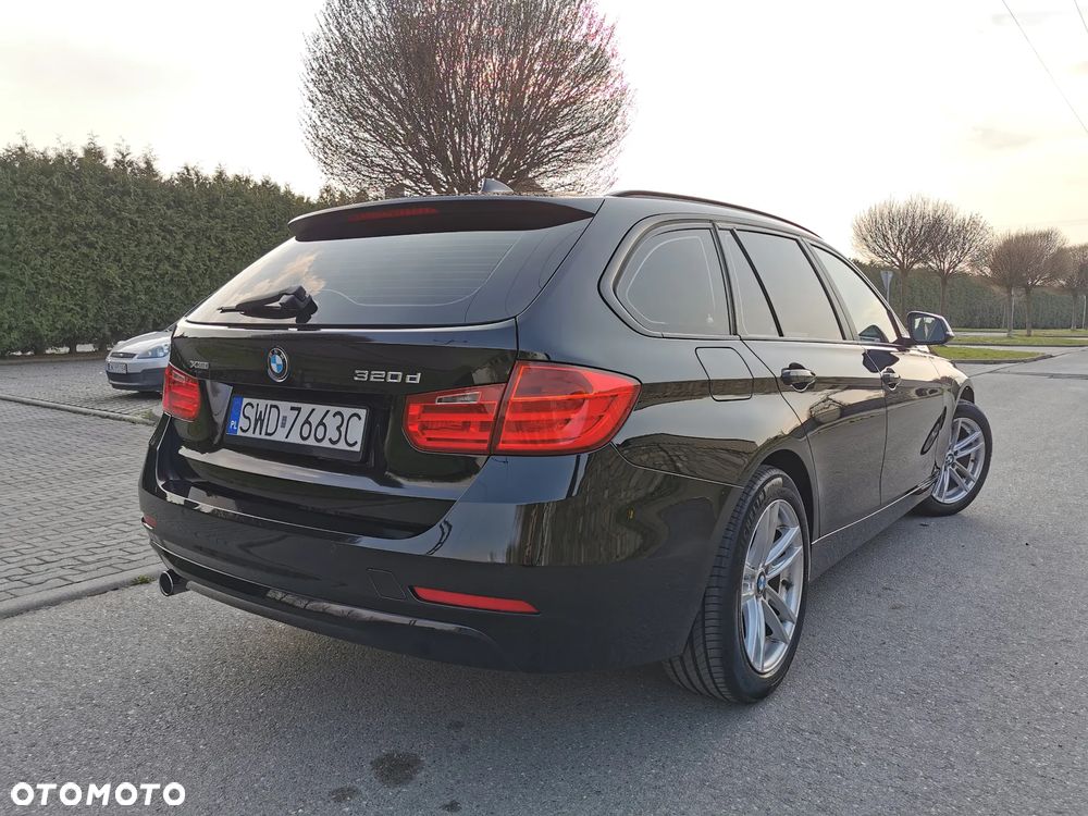 BMW Seria 3 320d xDrive - 3