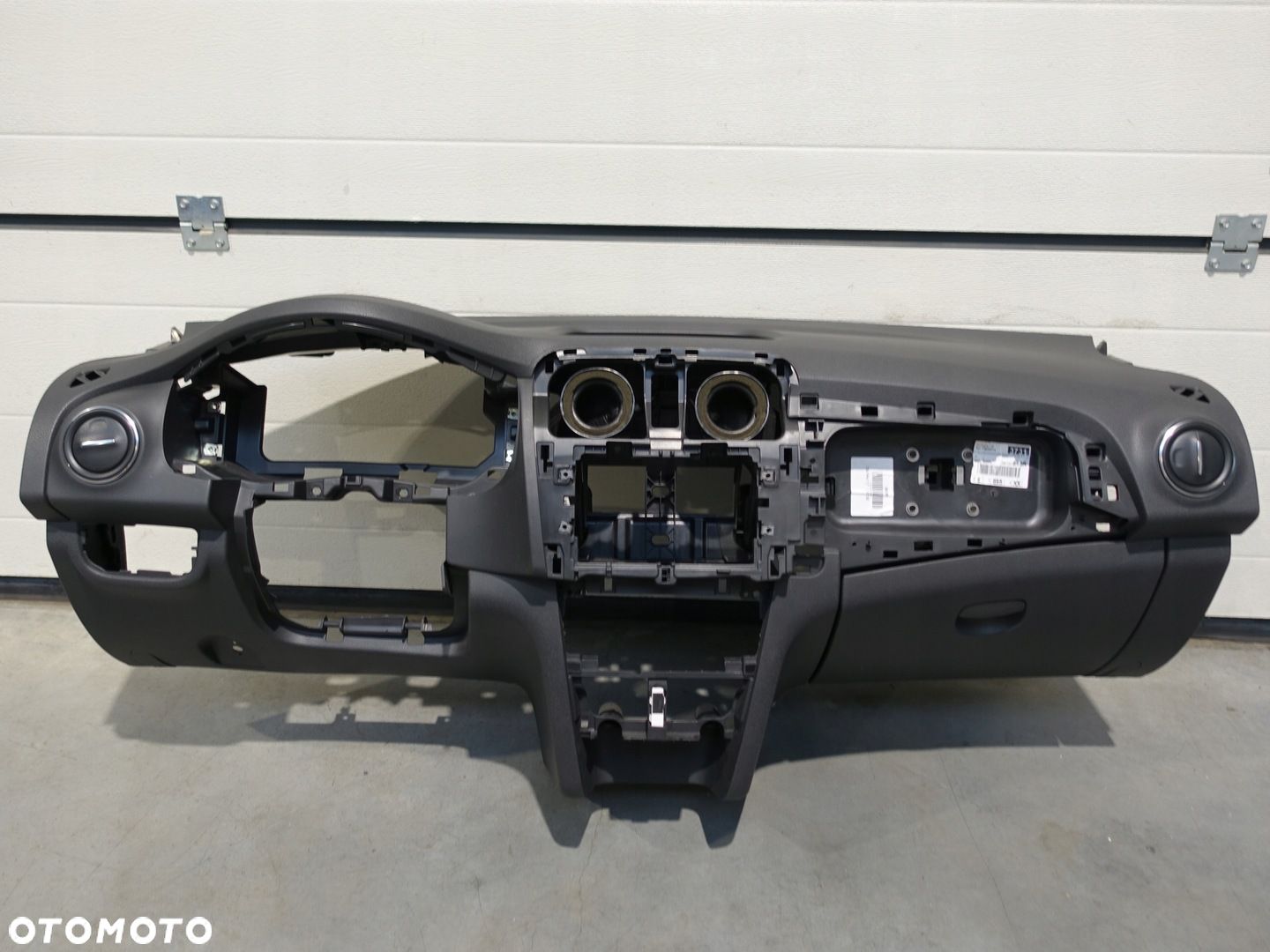 DACIA SANDERO II STEPWAY LOGAN MCV KONSOLA DESKA ROZDZIELCZA KOKPIT SCHOWEK - 1