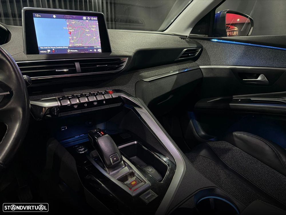 Peugeot 3008 1.6 BlueHDi Allure EAT6 - 18