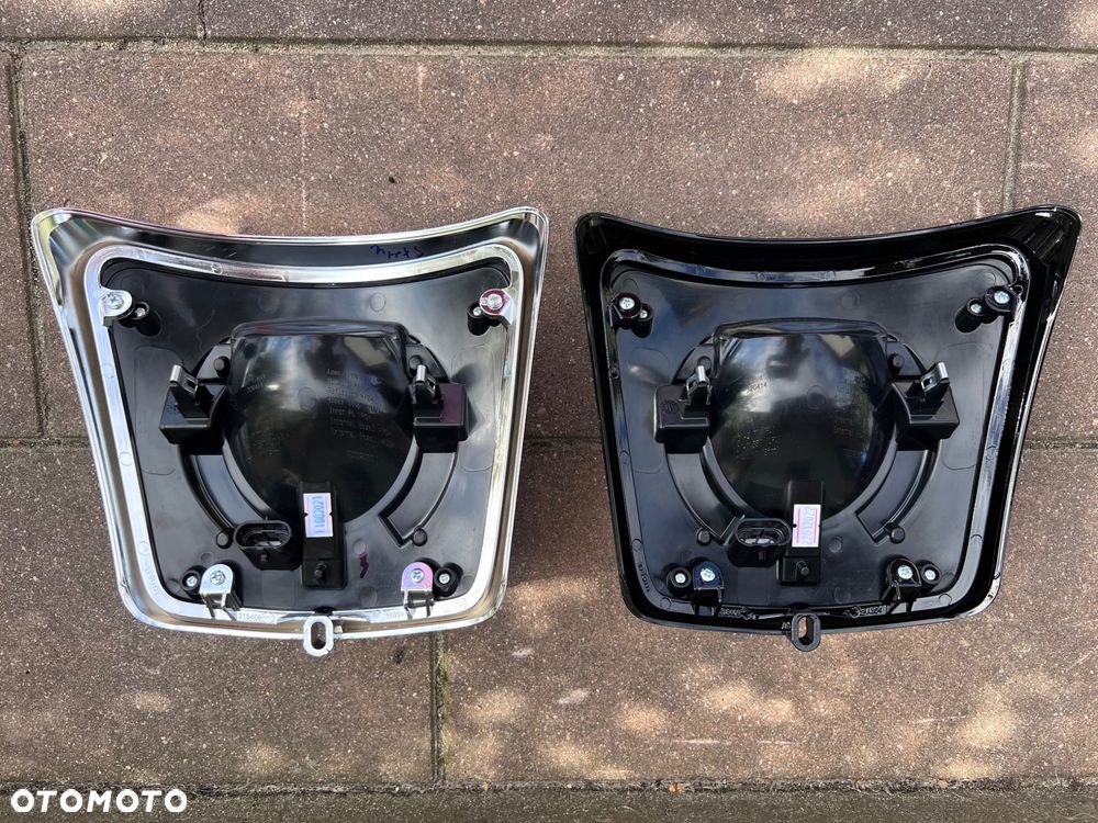 LAMPA TYŁ VESPA PIAGGIO GTS 125 250 300 - 3
