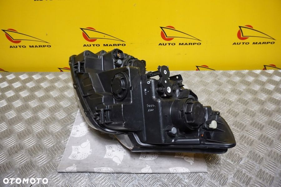 KIA SOUL 2012 2013 - REFLEKTOR LAMPA PRZÓD PRAWA Z LED USA - 13