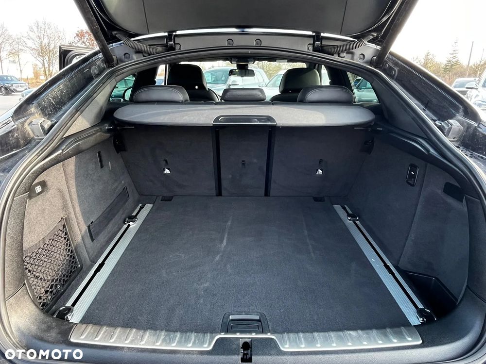 BMW X6 xDrive40d - 18