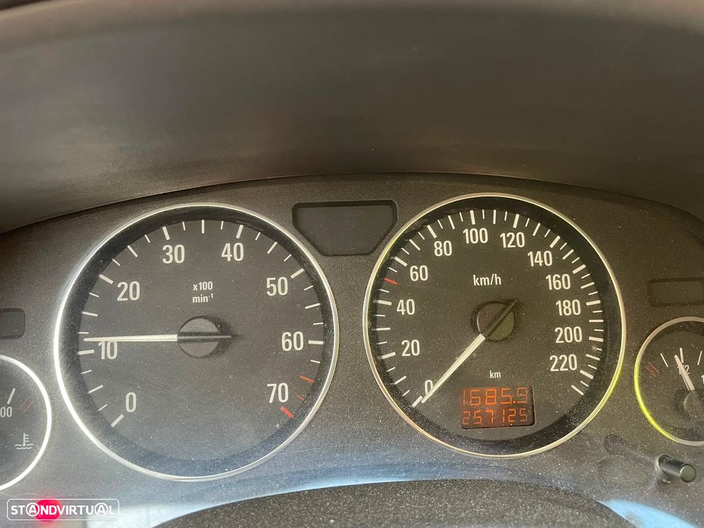 Opel Astra 1.4 Elegance - 4