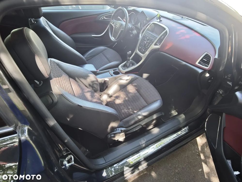 Opel Astra 1.6 T Sport - 15