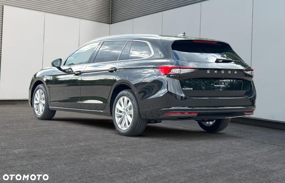 Skoda Superb 1.5 TSI mHEV Selection DSG - 5