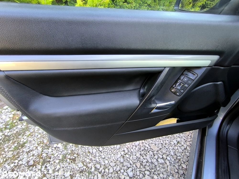 Opel Signum 1.9 CDTI Cosmo - 14