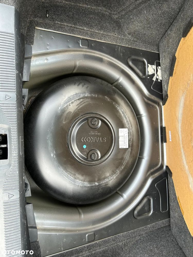 Skoda Octavia 1.6 - 24