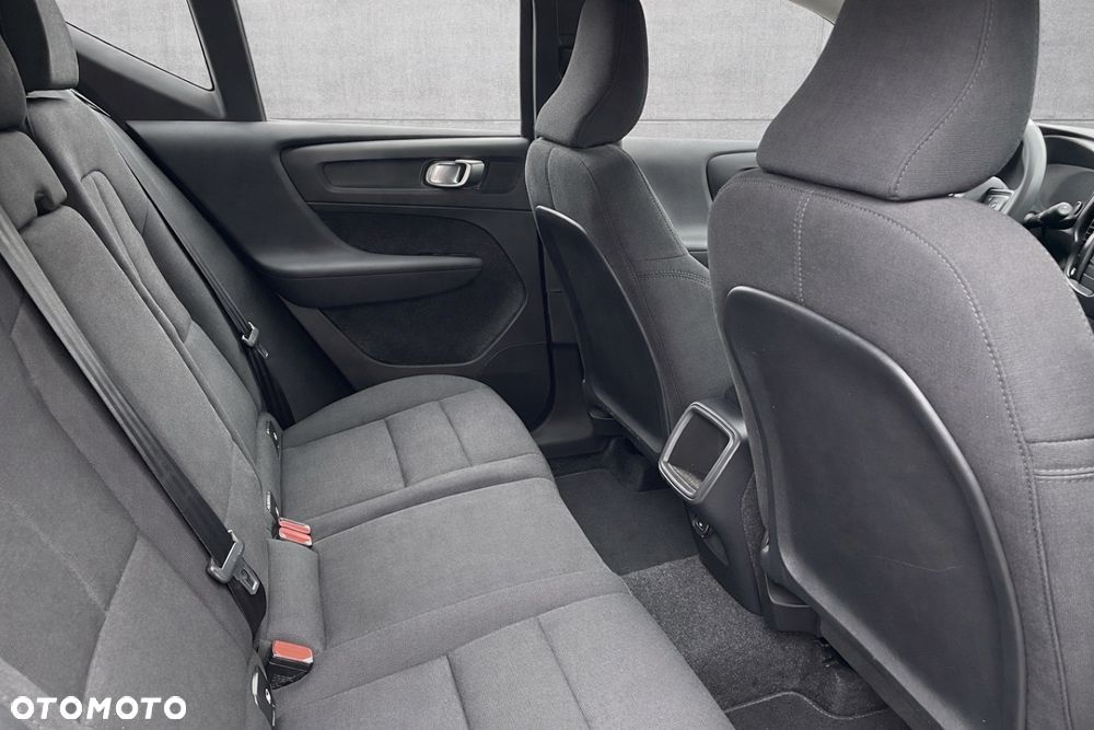 Volvo XC 40 T2 Essential - 8